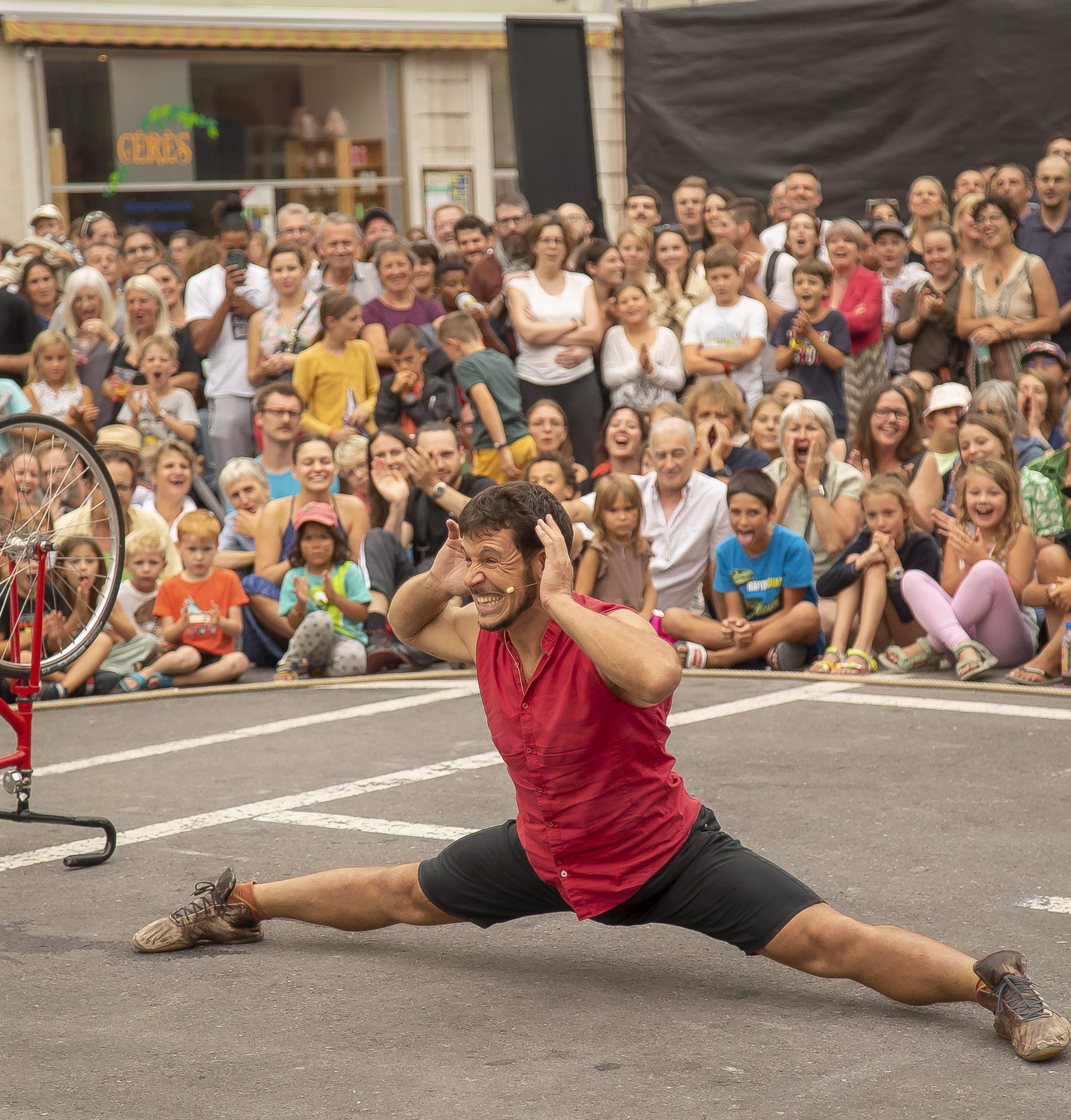 El circo me lleva por el mundo